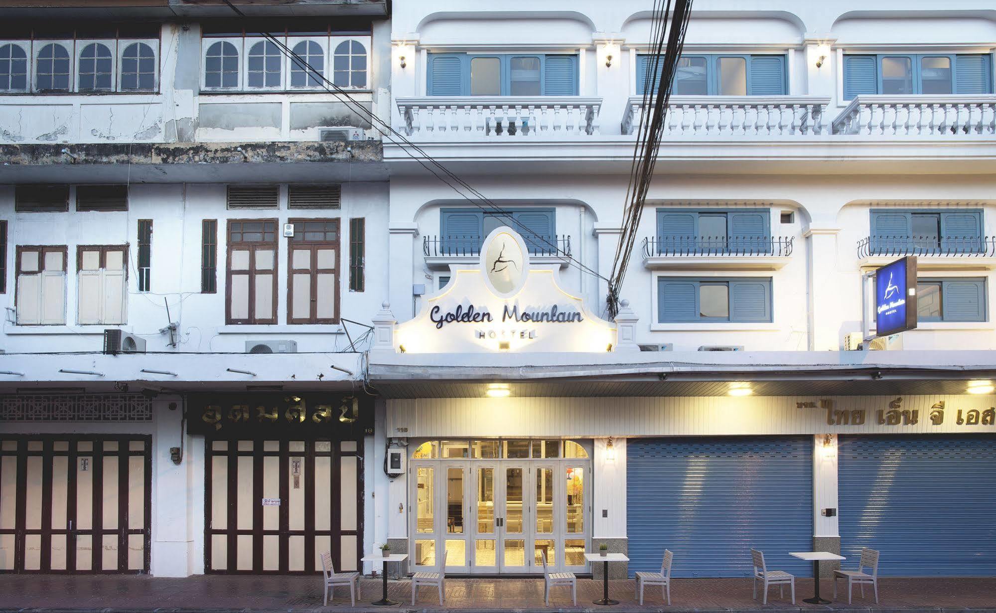 Golden Mountain Hostel Bangkok Exterior photo